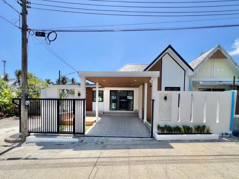 Home in Paklok, Phuket
