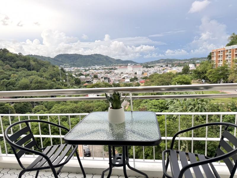 Panason Green Place Condo, Building E, 7th Floor