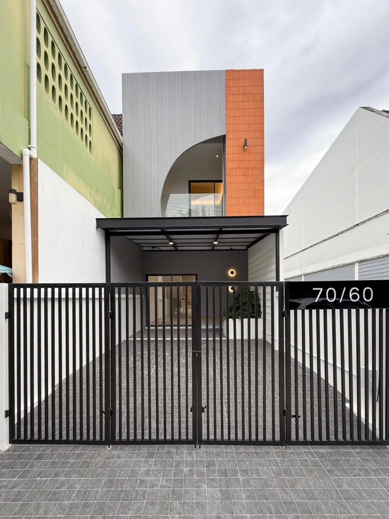 Townhome  Nattakamon 51, Kooku, Phuket